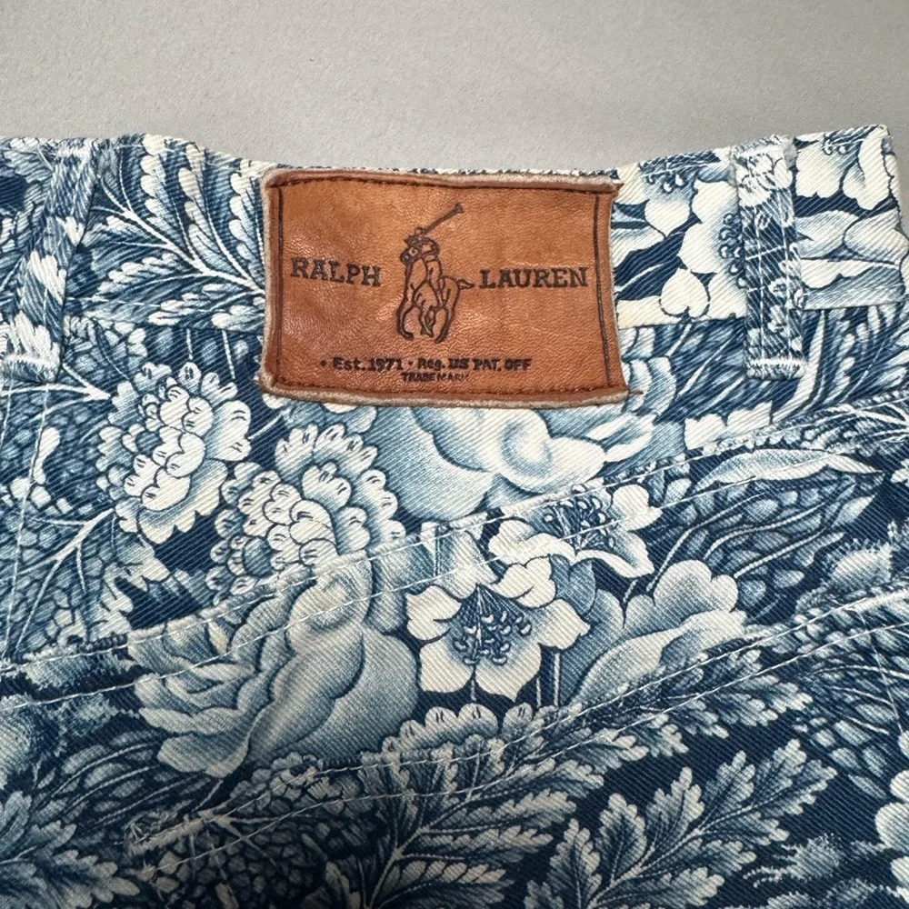 Vintage Ralph Lauren size 26 Floral Patterned Pants in Blue and White high rise - Picture 10 of 12